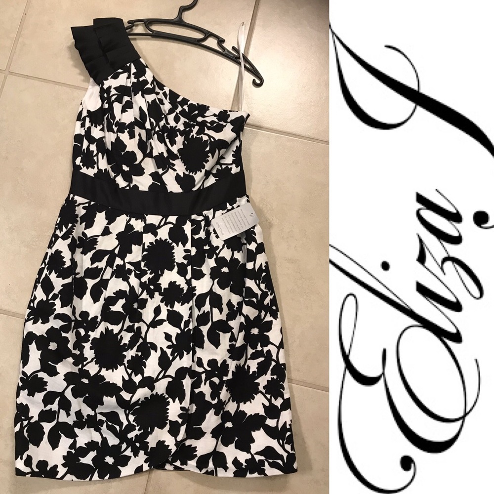 ✨24HR SALE Eliza J One Shoulder Dress✨